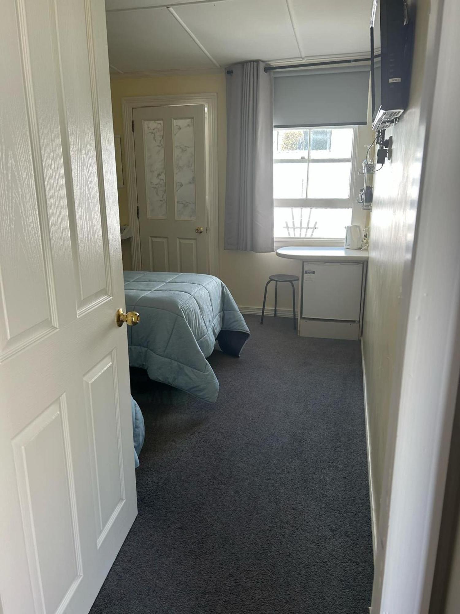 Admirals 3* Picton