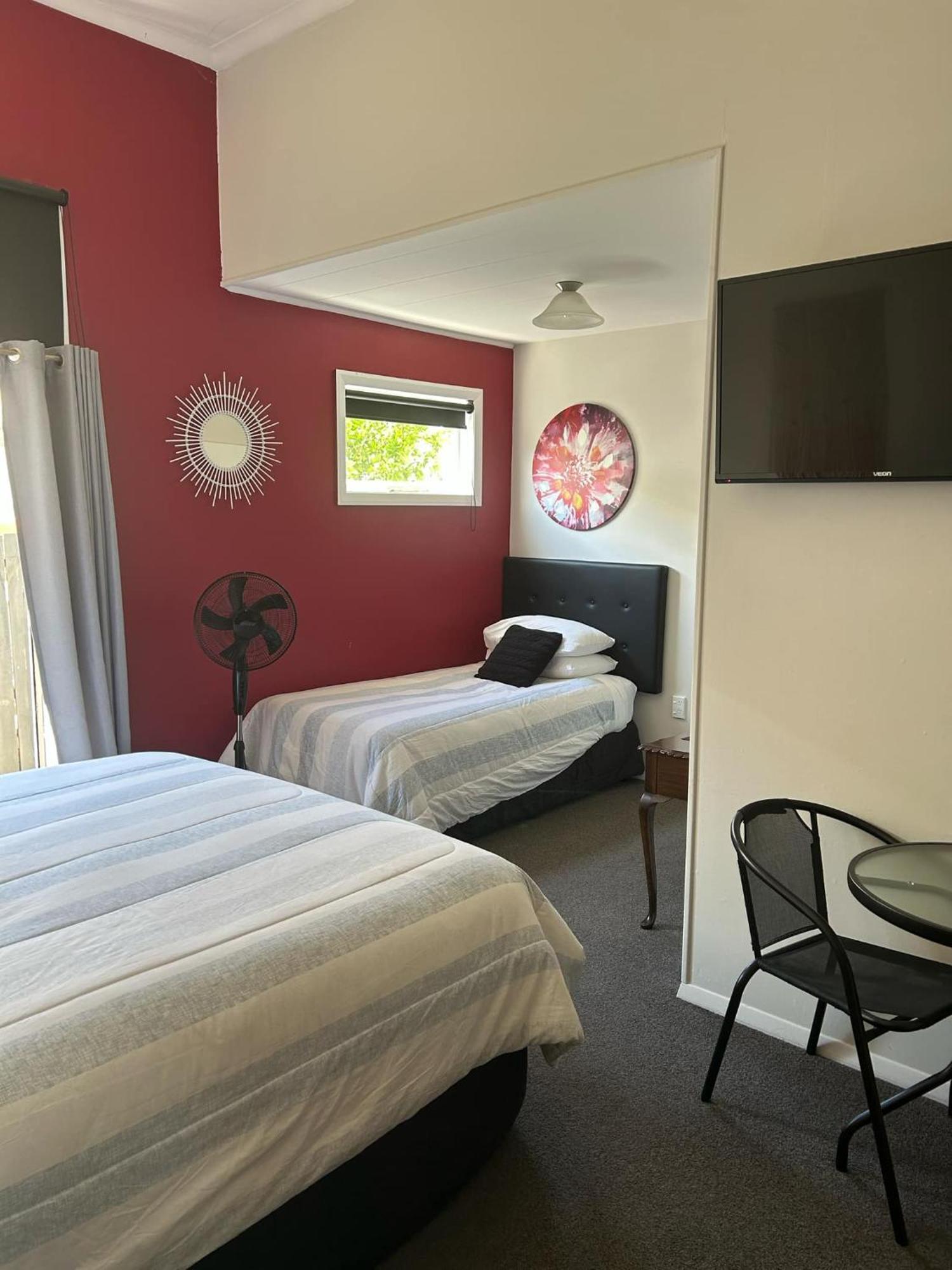 Admirals 3* Picton