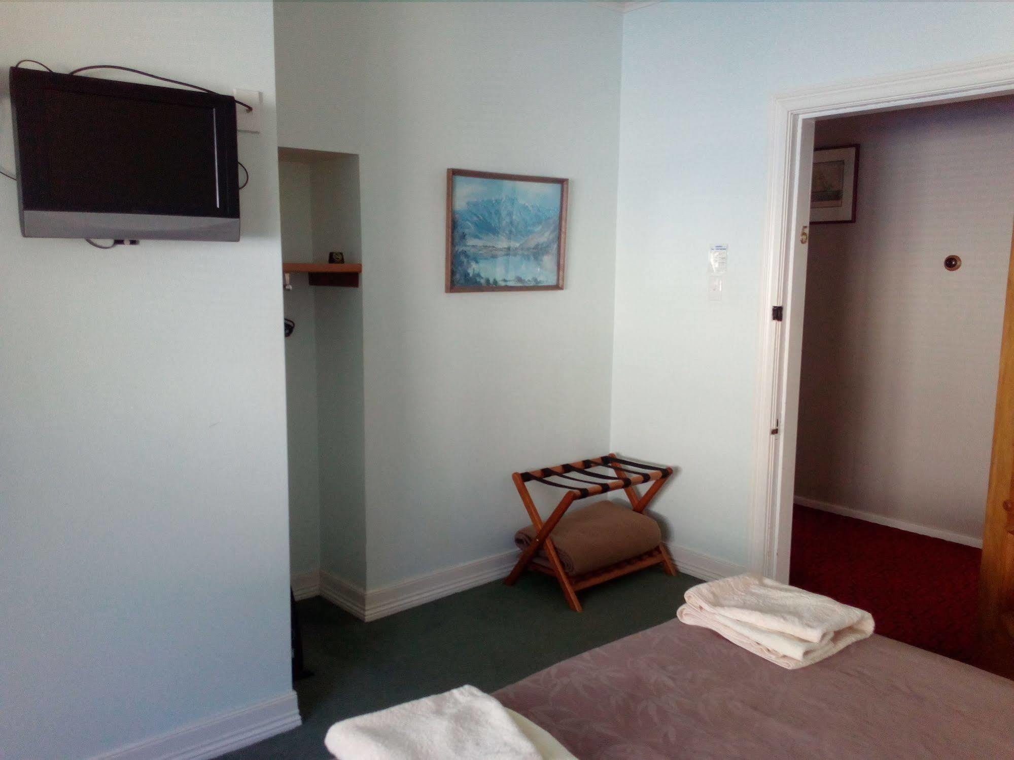 Bed & Breakfast Admirals